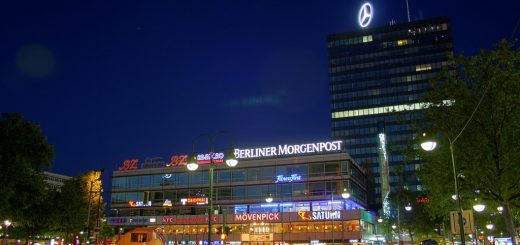 Le Europa Center de nuit