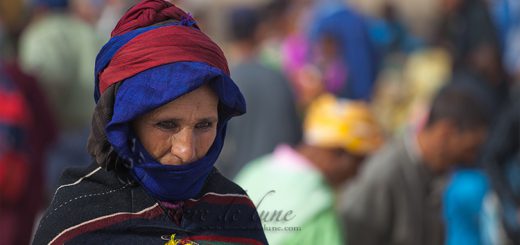 Femme Ait Hadiddou à Imilchil