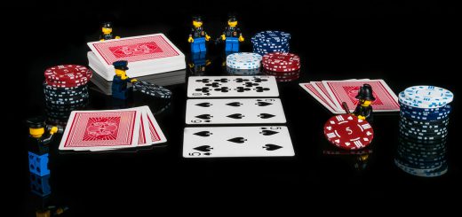Jeu de poker et policiers playmobil