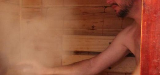 Homme au sauna